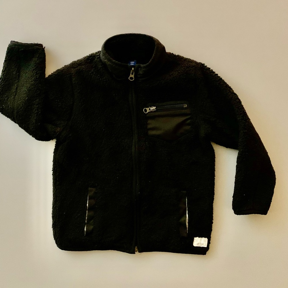 BABY GAP toddler 4 yrs. Black Fleece-zip front - 2 front pkts. Zip chest pocket